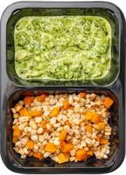 Курица томленая со шпинатом и полбой