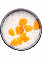 Ячневая каша с курагой