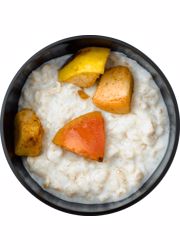 Геркулесовая каша с запеченным яблоком и корицей